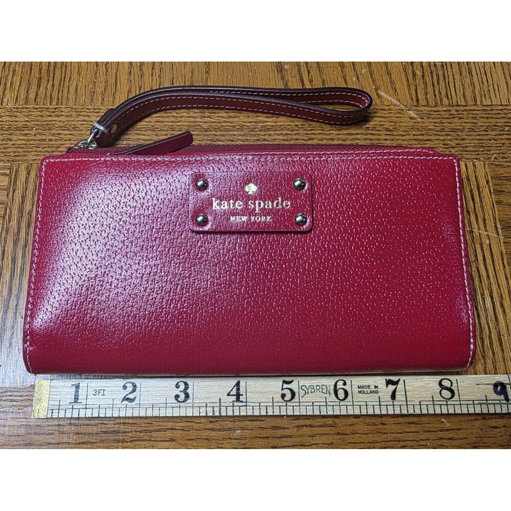 Kate Spade New York Candy Apple Red Leather Full Size Wallet Wristlet